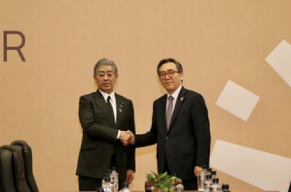Top diplomats of South Korea, Japan hold talks on sidelines of APEC summit in Peru