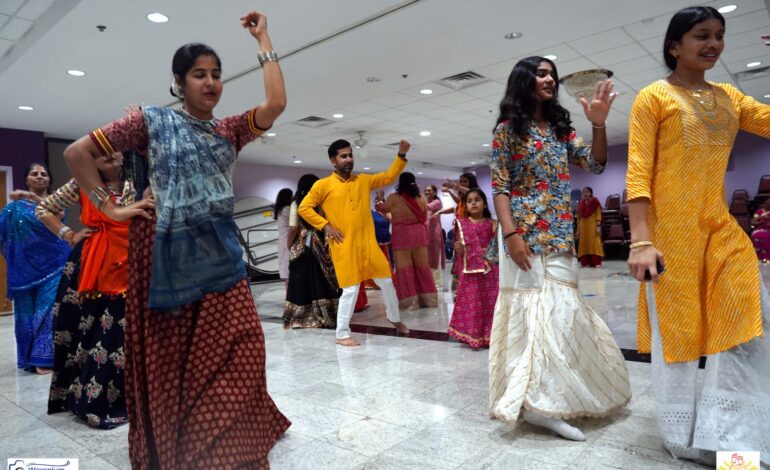 Shreeji Dwar Haveli celebrates Sharad Poonam with energetic Garba, uniting hundreds in tradition and joy