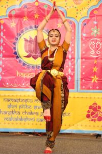Chicago Hindu Mahotsav Group NFP celebrates Diwali with community, culture, and leadership honors 