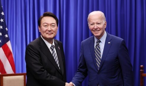 Yoon, Biden hold farewell summit in Peru