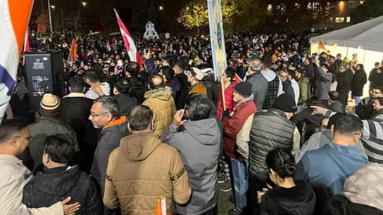Canadian Hindus hold rally against attacks by Khalistani extremists on temples in Canada