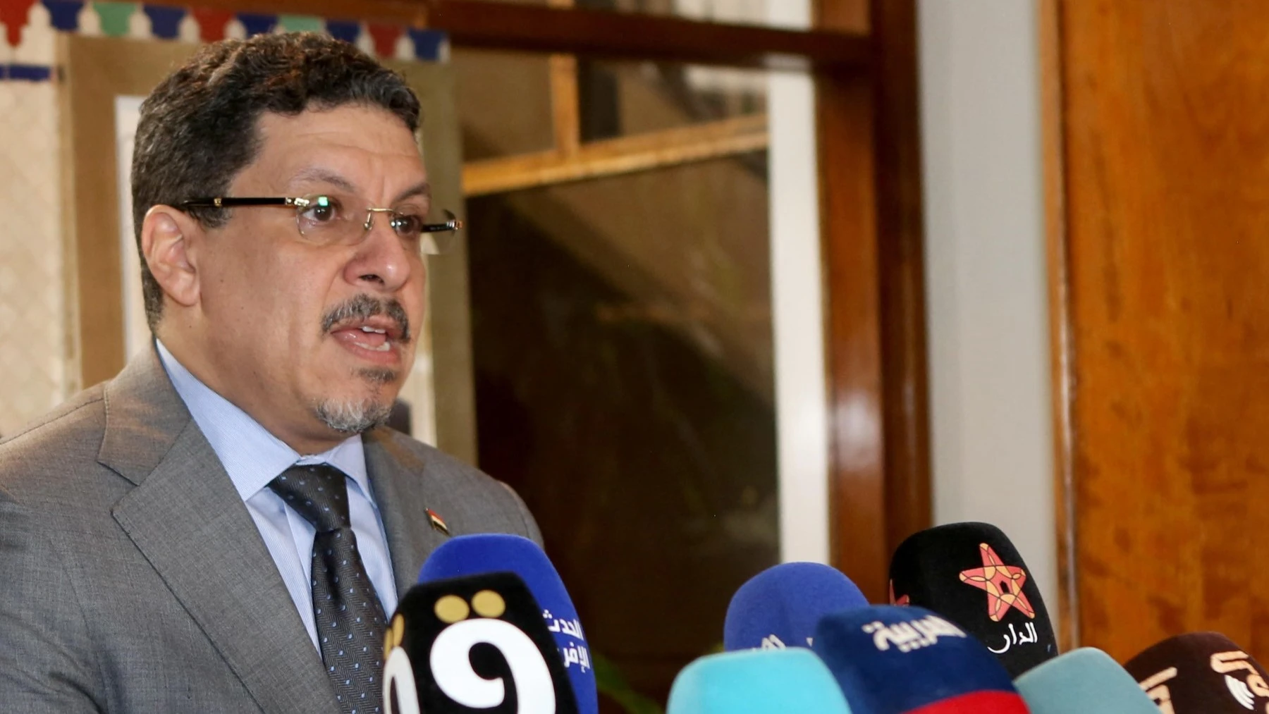 Saudi Arabia allocates 500 million USD to support Yemeni government