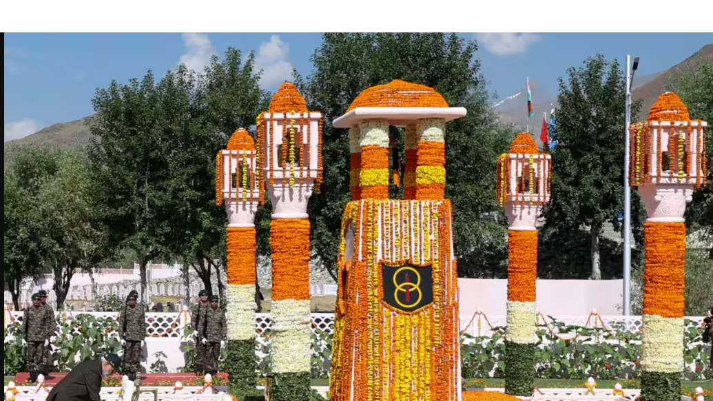 President Droupadi Murmu, PM Modi lead nation in paying tributes on Vijay Diwas