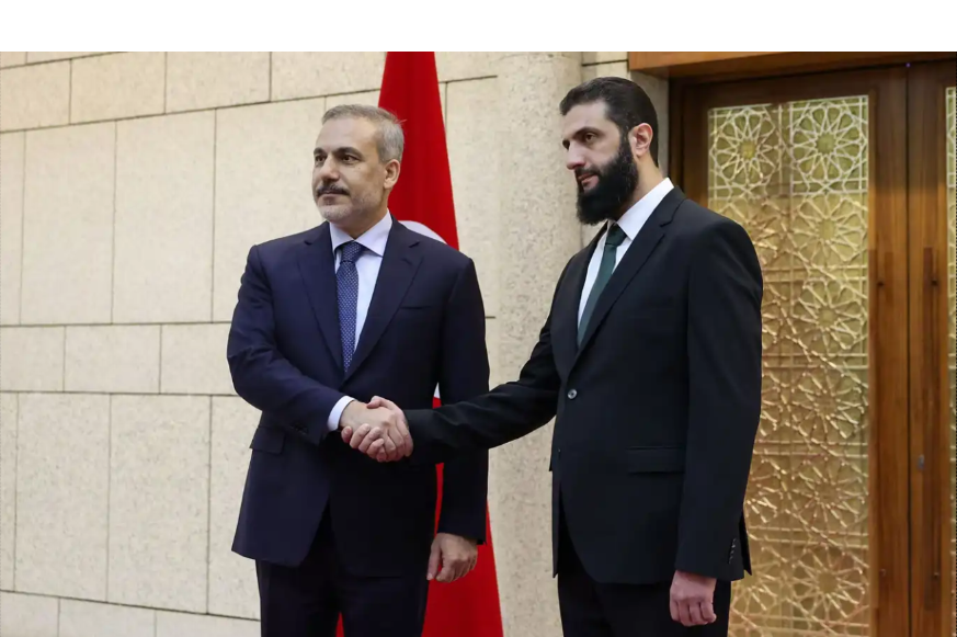 Turkish FM, new Syrian leadership vow to strengthen ties after talks