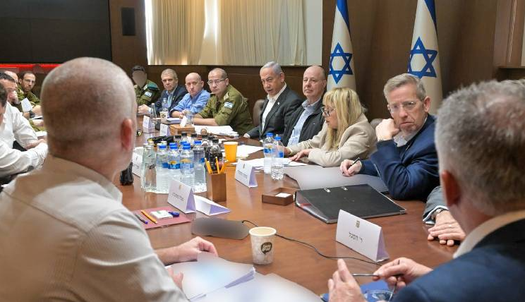 Israel PM Netanyahu chairs crucial cabinet meeting to greenlight Gaza hostage deal