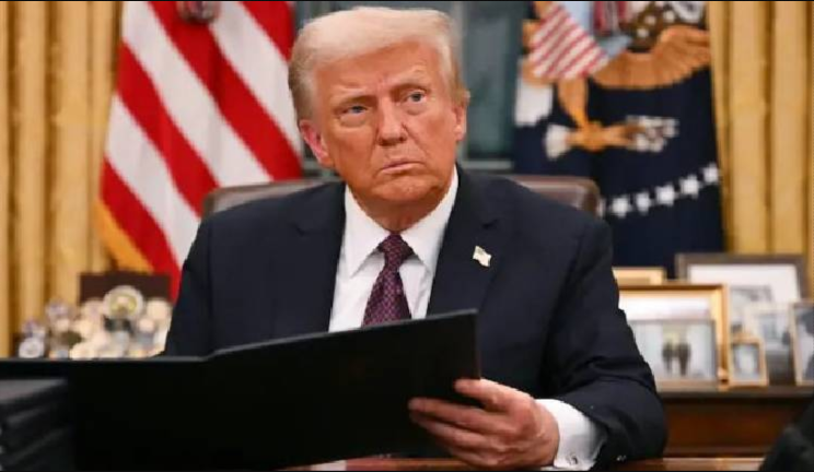 Trump says he is on ‘both sides’ of H-1B argument