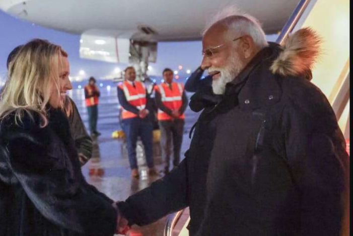 PM Modi arrives in Washington for talks with President Trump