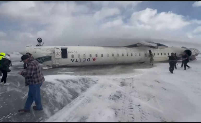 What caused the plane crash in Toronto, and how did everyone manage to survive?