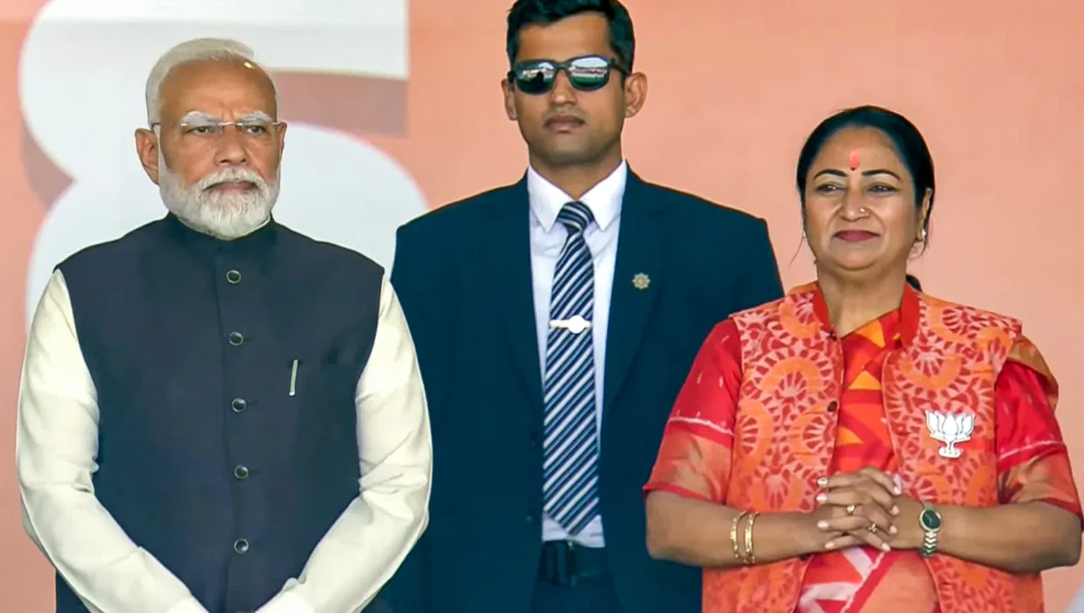 PM Modi praises Rekha Gupta’s team for good governance in Delhi