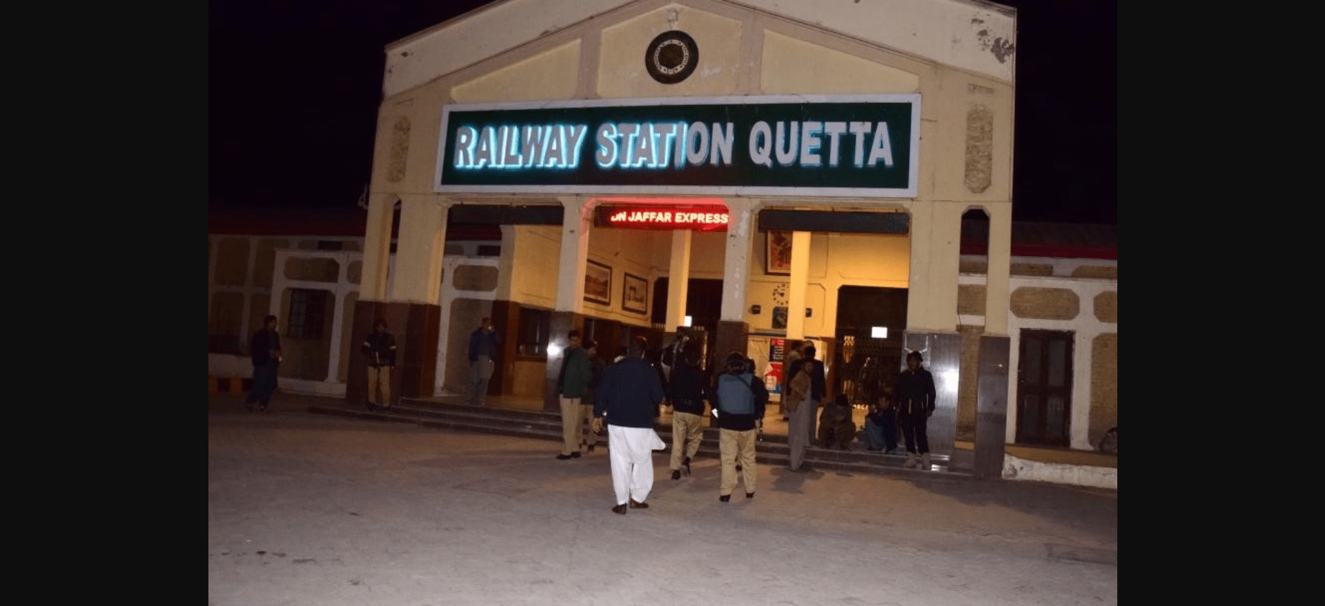 16 terrorists killed after train attack in Pakistan