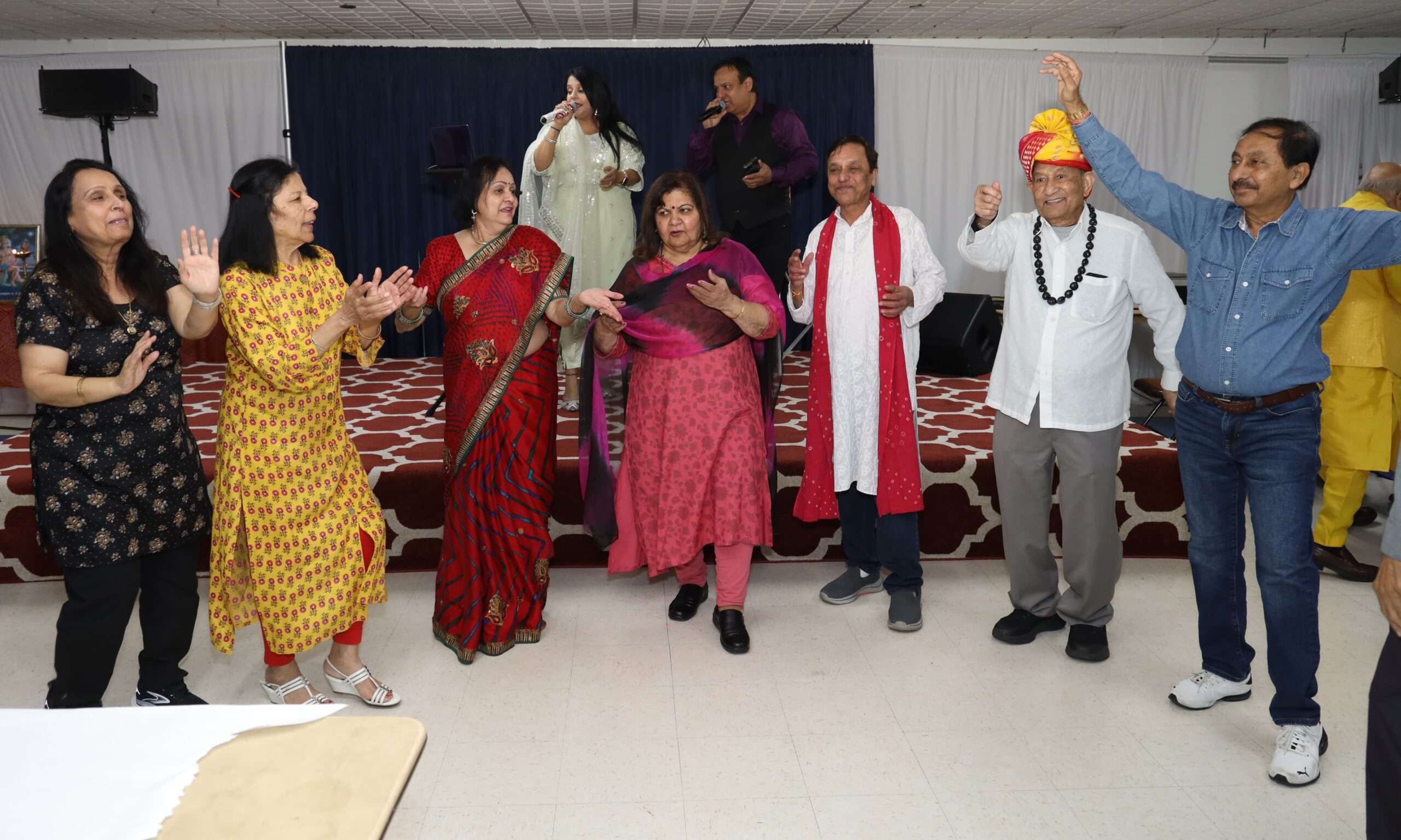 United Senior Pariwar, Chicago, Celebrates Holi with Music, Devotion, and Community Spirit