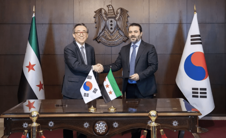 Syria gives full diplomatic honours to South Korean FM during discreet visit