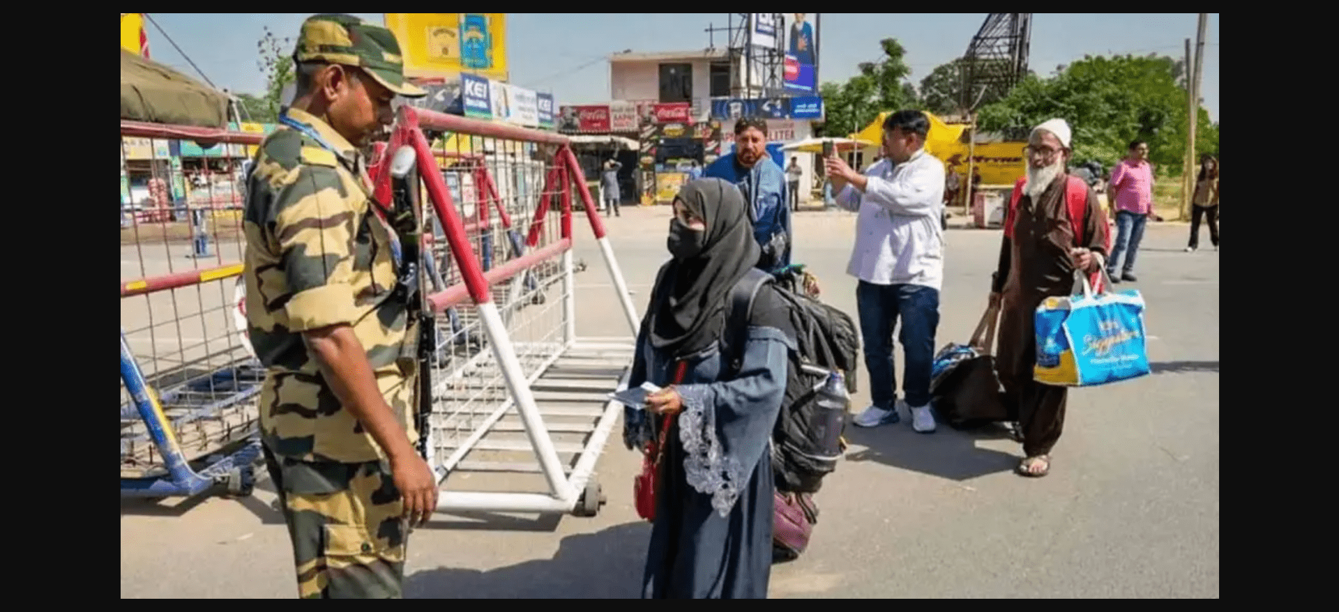 Pakistani nationals return via Attari border after Pahalgam attack