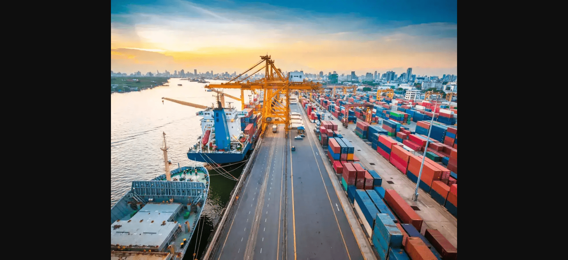 US sanctions UAE firms with India links over Iran oil trade