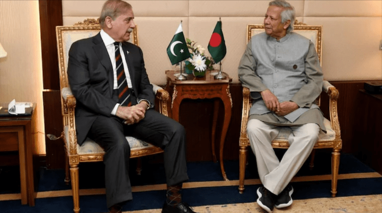 Pakistan and Bangladesh discuss regional stability amid India tensions