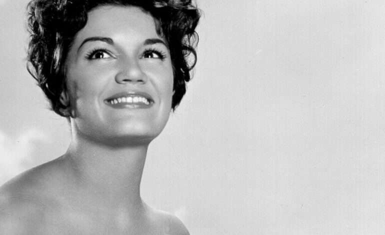 Singer Connie Francis, known for ‘Pretty Little Baby’ and ‘Stupid Cupid’, dies at 87