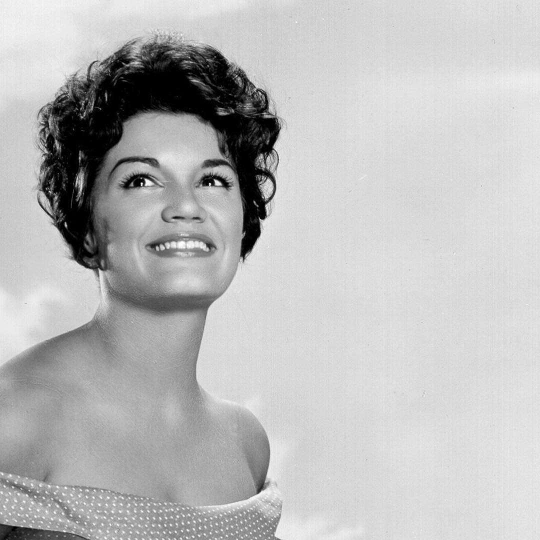 Singer Connie Francis, known for ‘Pretty Little Baby’ and ‘Stupid Cupid’, dies at 87