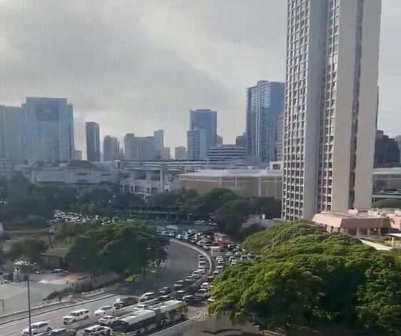 Trump urges calm after massive quake triggers tsunami alert across Pacific