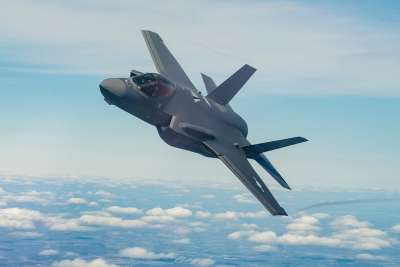 US Navy F-35 jet crashes in California, pilot ejects safely
