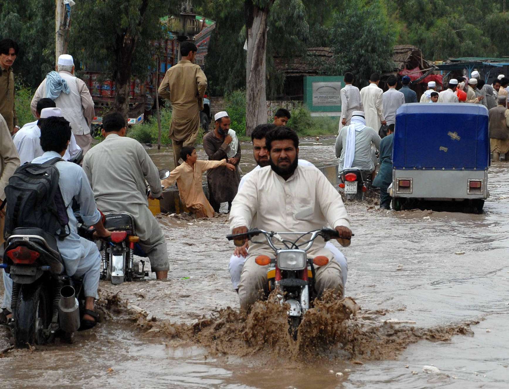 Monsoon rains claim 279 lives across Pakistan, Punjab worst hit