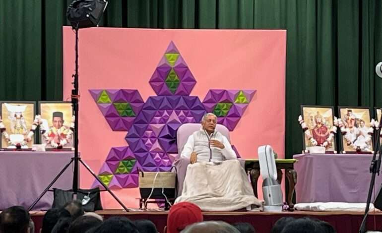 Hundreds gather in Chicago for Satsang and self-realization sessions with Pujya Deepakbhai