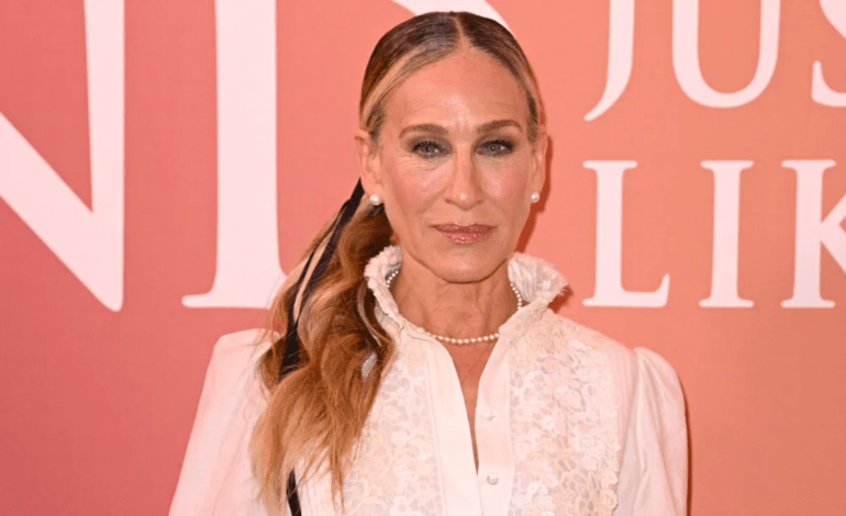 Sarah Jessica Parker explains why she avoids politics on social media