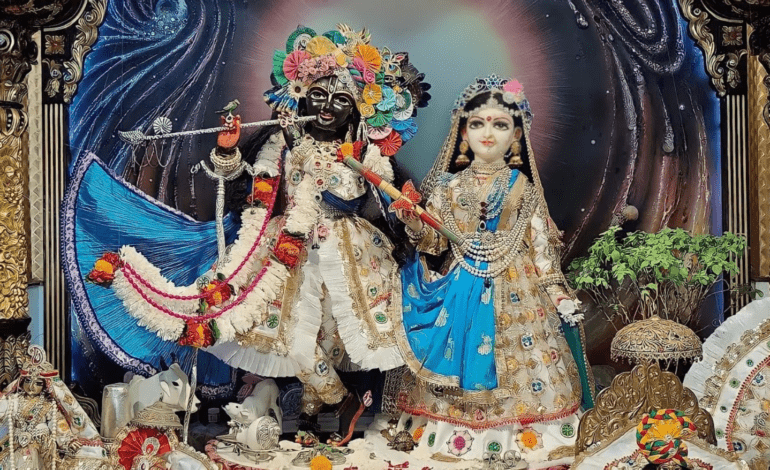 वृंदावन मंदिर यात्रा का पांचवां पड़ाव – राधा गोविंद के दर्शन