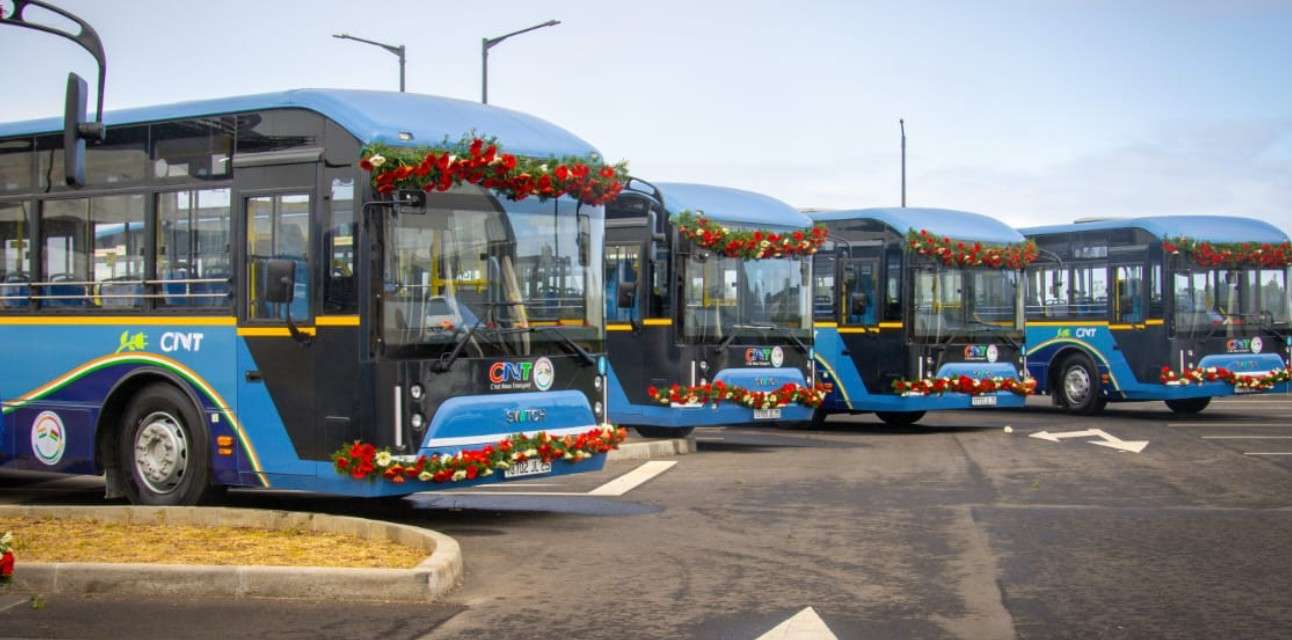 India hands over first electric buses to Mauritius under green partnership