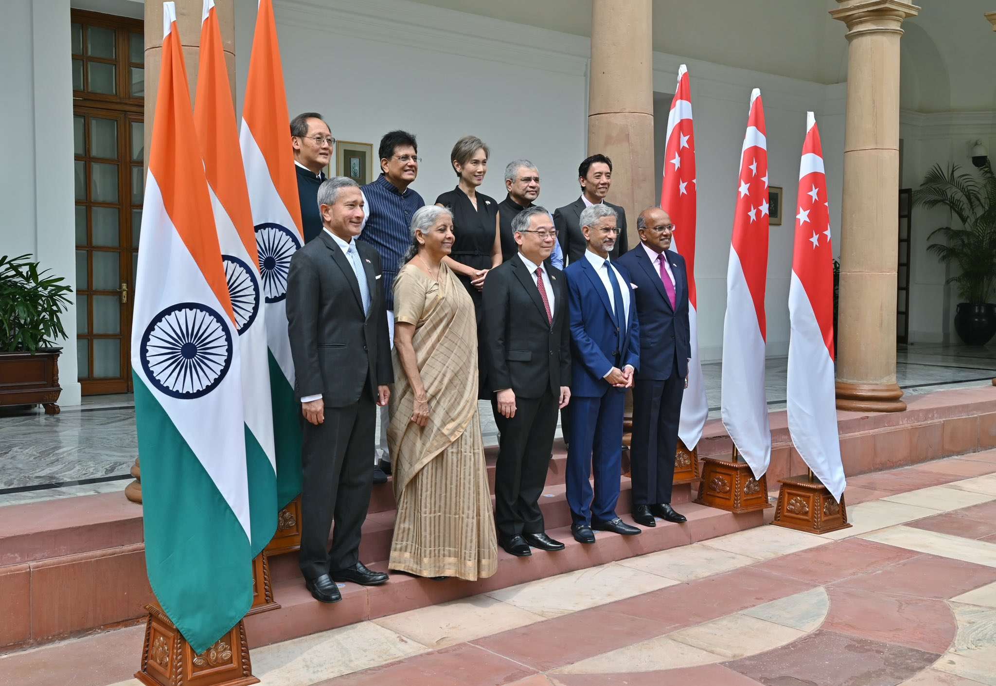 India, Singapore strengthen strategic ties at 3rd Ministerial Roundtable