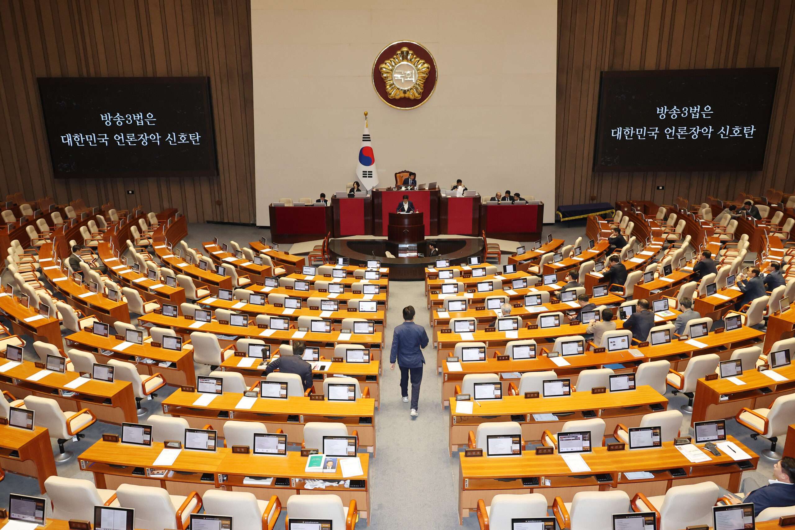 South Korea’s ruling, opposition parties brace for showdown over broadcasting bill