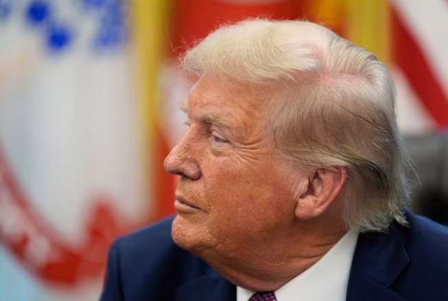 Trump preparing South Korea visit in October, possible meeting with Xi Jinping on sidelines of APEC