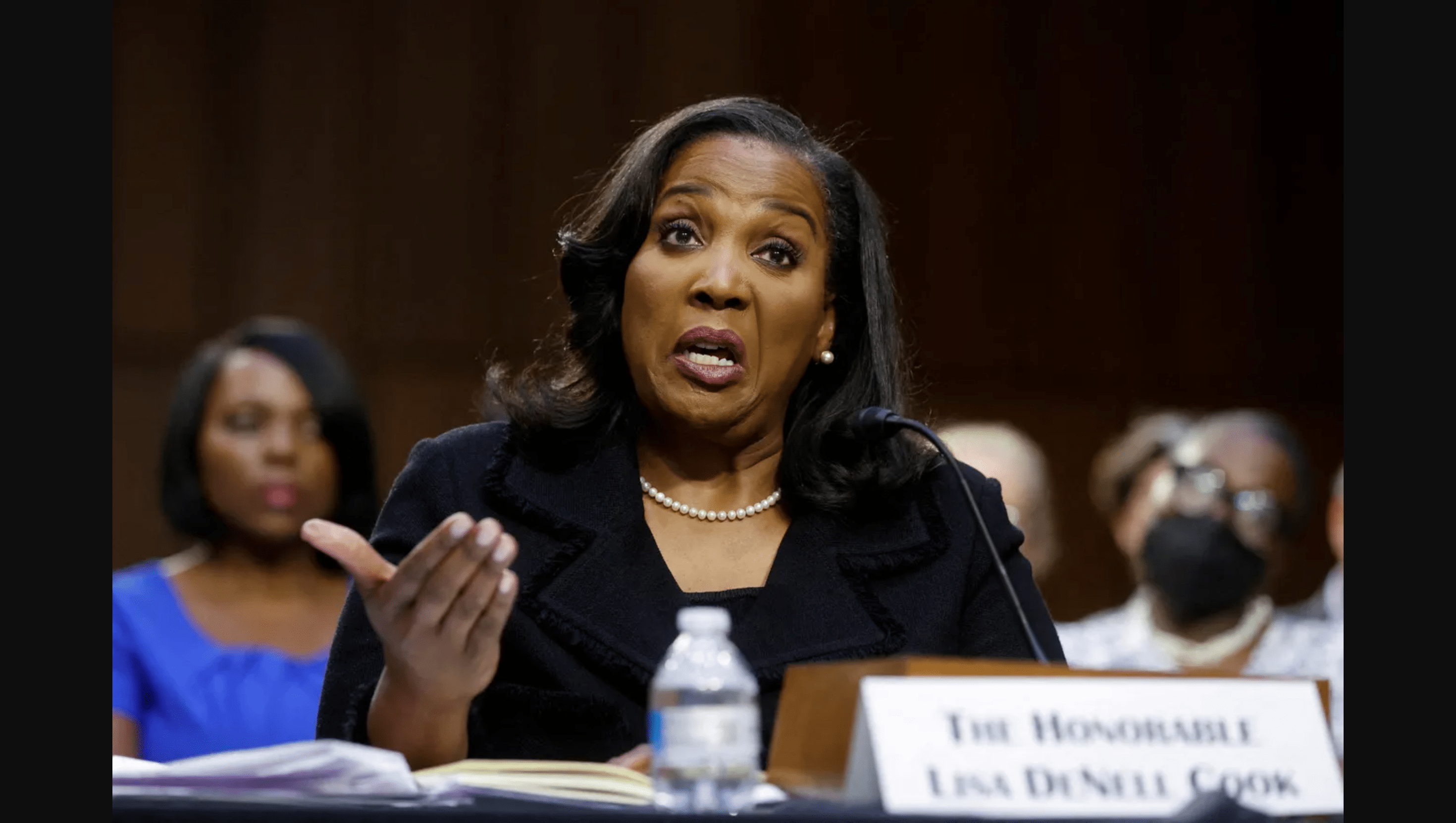 Appeals court allows Lisa Cook to remain on Federal Reserve amid Trump removal attempt