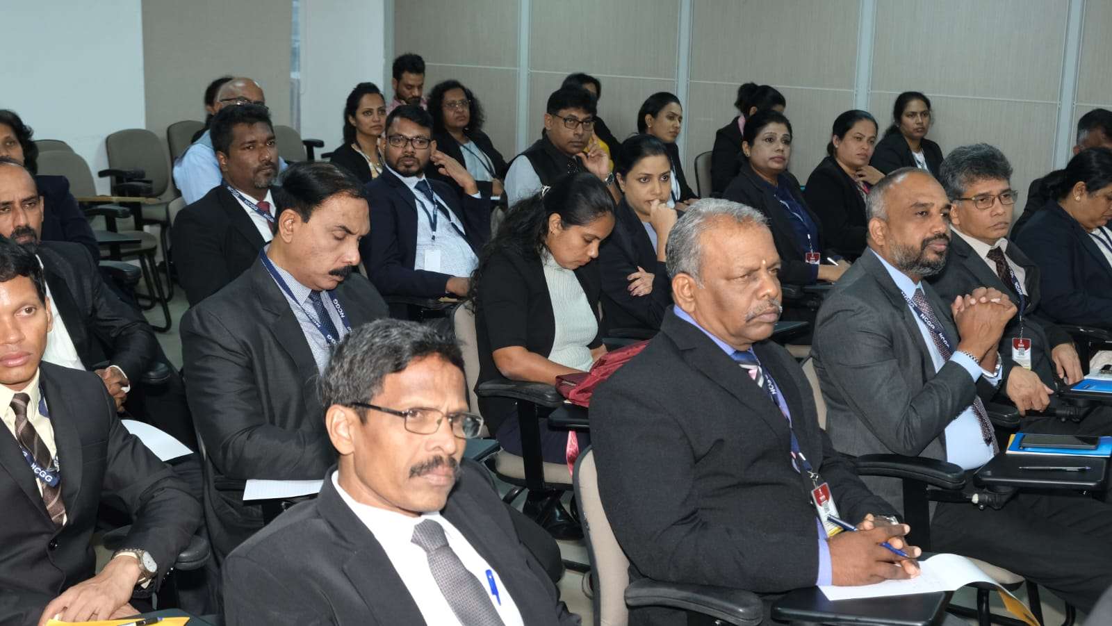 Sri Lankan civil servants complete special training programme in India