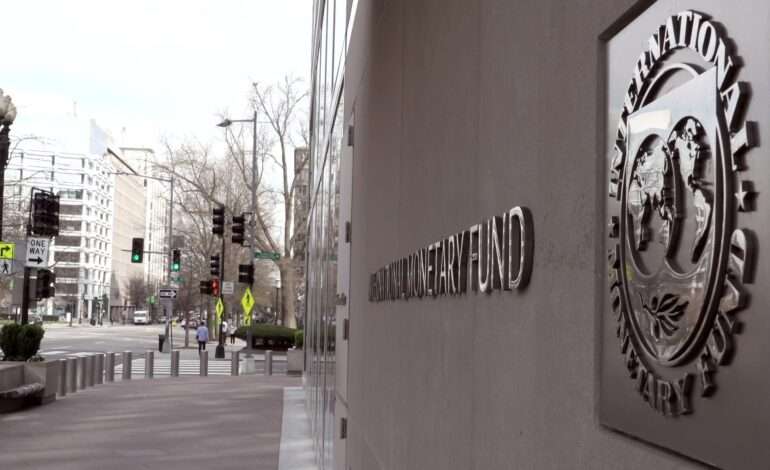 IMF loans keep Pakistan trapped in cycle of debt and short-term fixes: Report