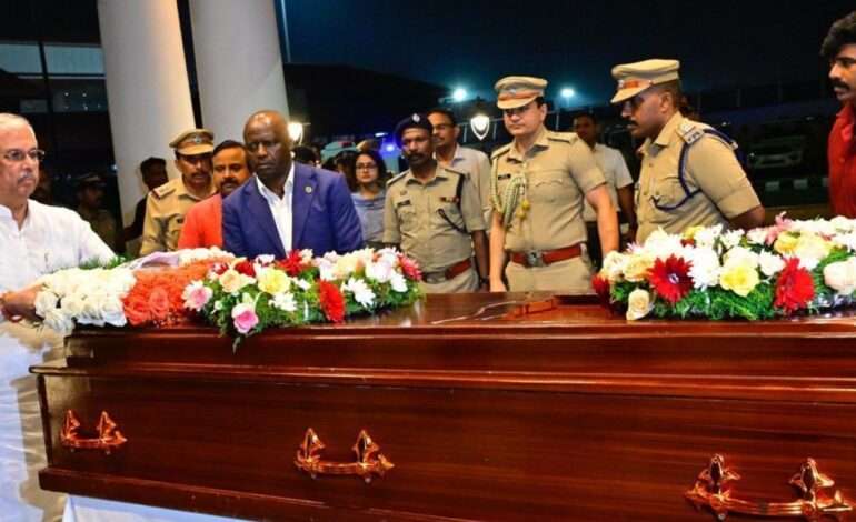 Kerala Governor pays tribute to former Kenyan PM Raila Odinga on behalf of PM Modi