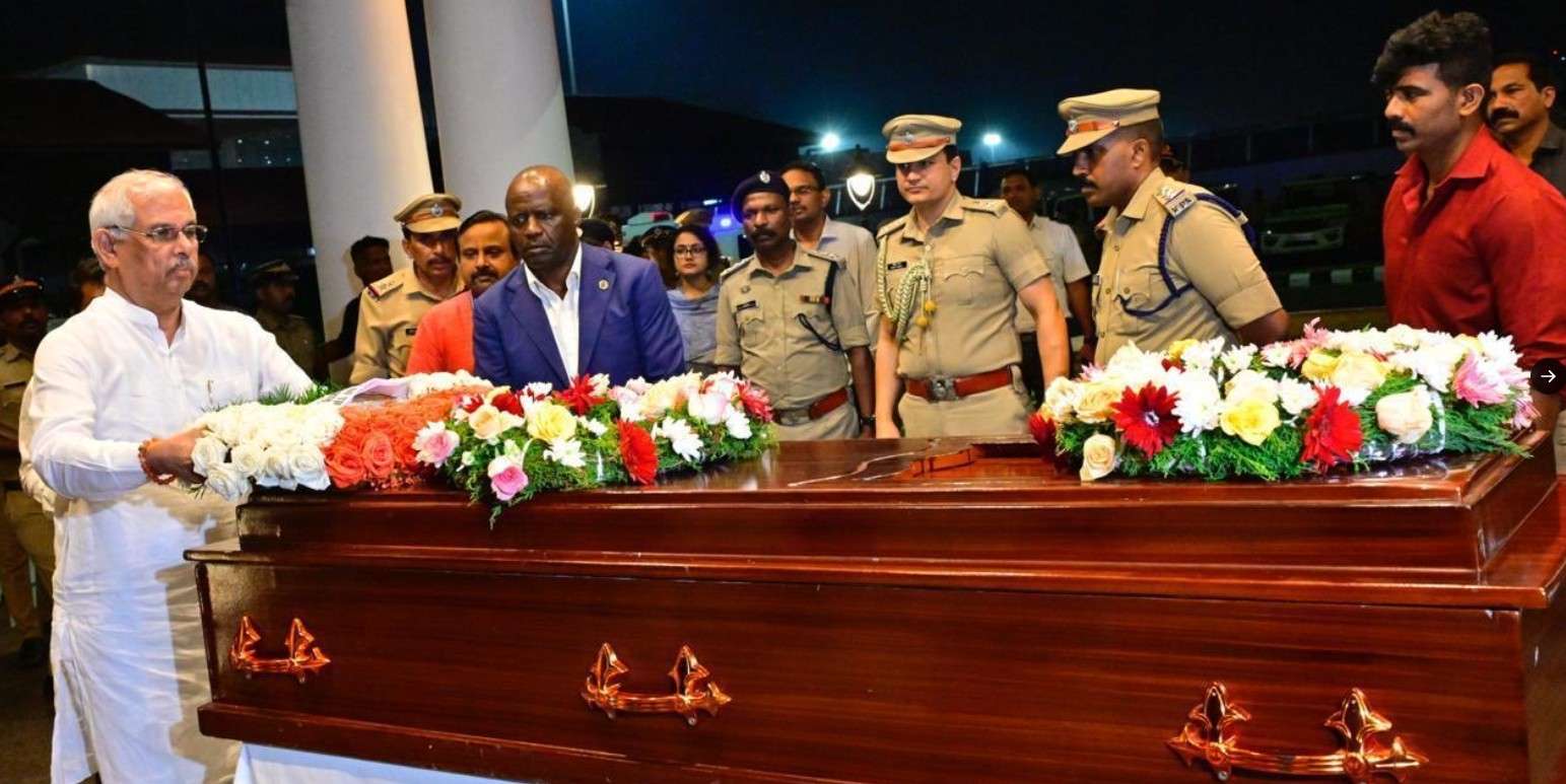 Kerala Governor pays tribute to former Kenyan PM Raila Odinga on behalf of PM Modi