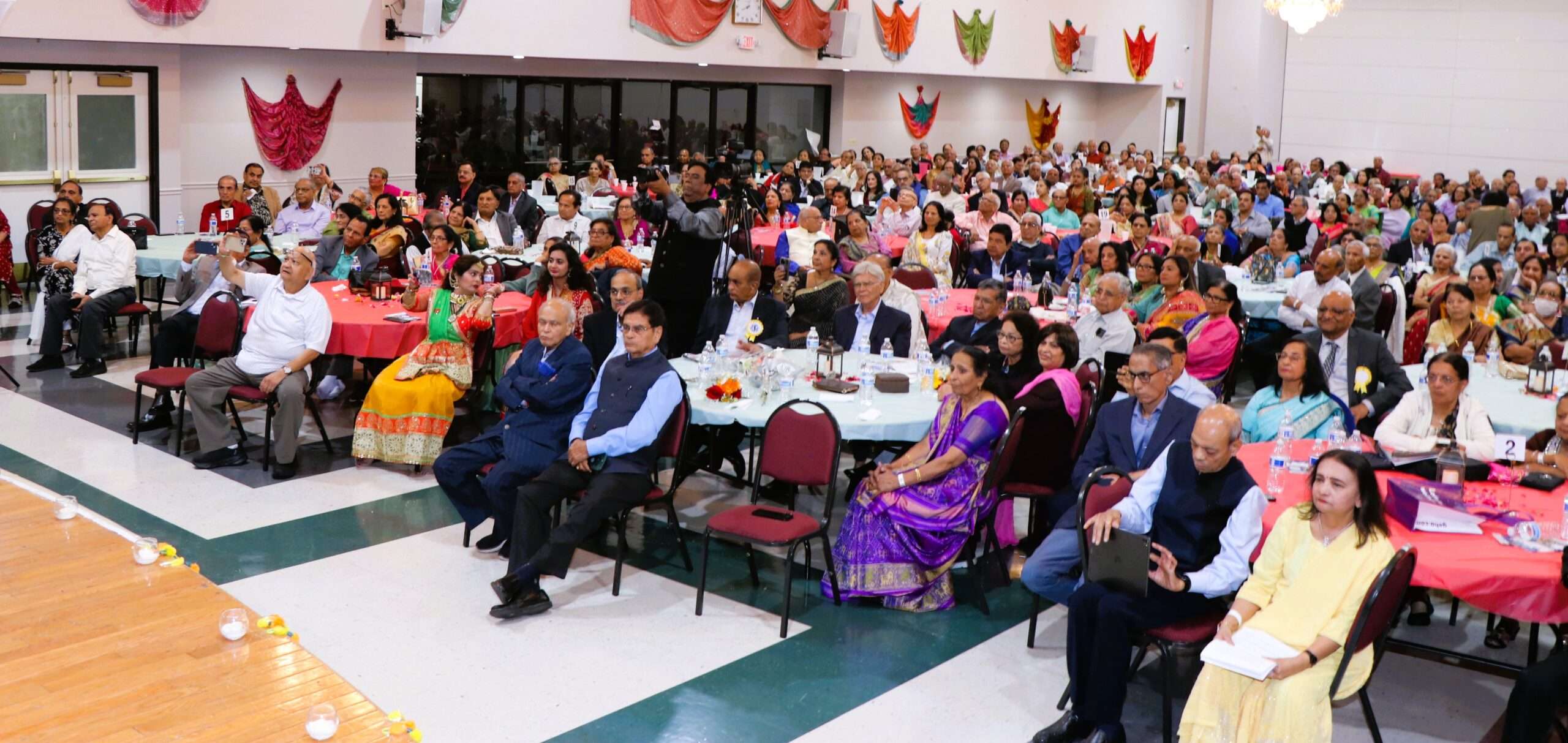 Indian Seniors of Chicago celebrates Diwali festival with cultural splendor