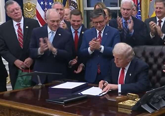 Longest U.S. government shutdown ends as Trump signs funding bill