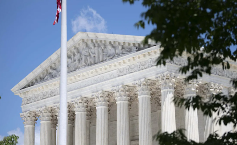 US Supreme Court blocks Trump administration from deploying National Guard to Illinois