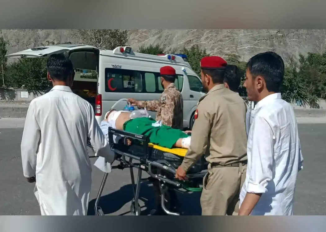 Two road accidents kill 23 people in Pakistan