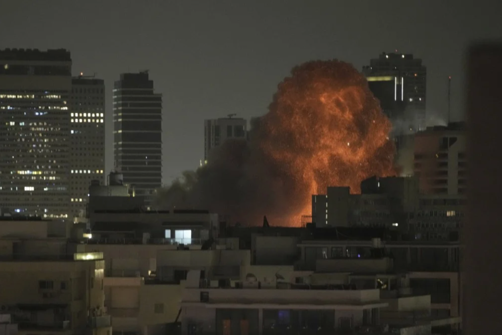 Iran Guards threaten to target US-linked universities in West Asia