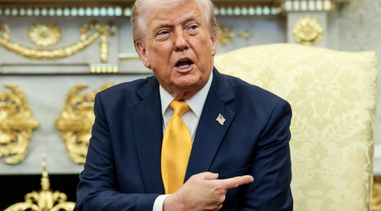 US warns Iran to reopen Hormuz, threatens strikes on energy sites