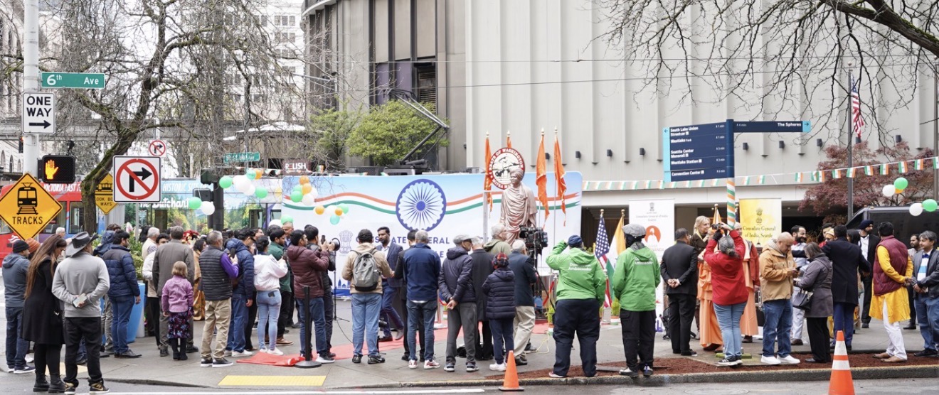 Swami Vivekananda Statue Unveiled in Downtown Seattle in Historic First