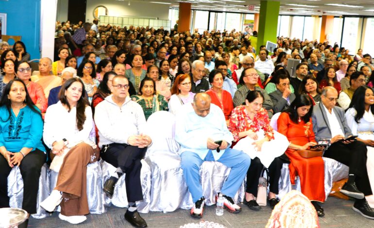 ‘Mor Bani Thangat Kare’ Gujarati concert delights Chicago seniors with music and nostalgia