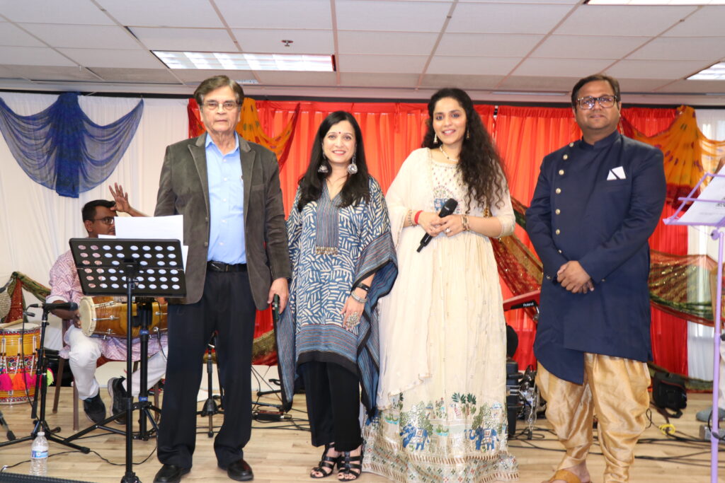 Gujarati concert ‘Mor Bani Thangat Kare’ delights Chicago seniors