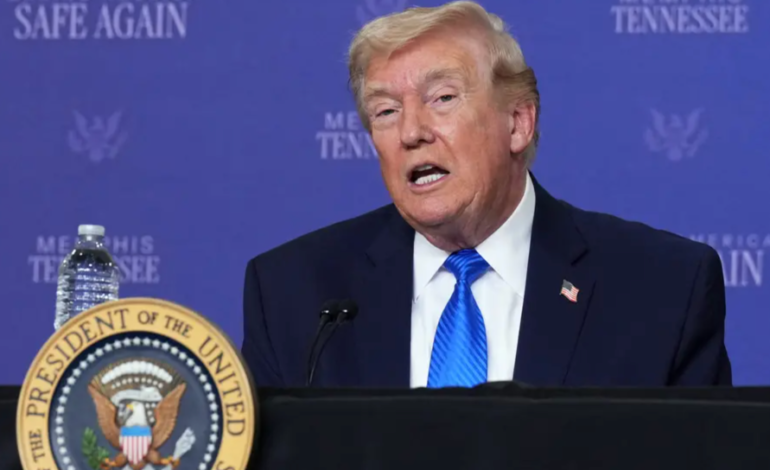 Trump says Iran will never get nuclear weapon, confirms naval blockade