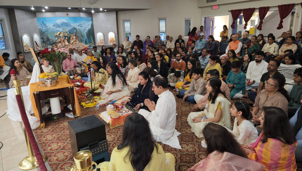 Art of Living Chicago Celebrates Gurudev Sri Sri Ravi Shankar’s Birthday with Service and Devotion