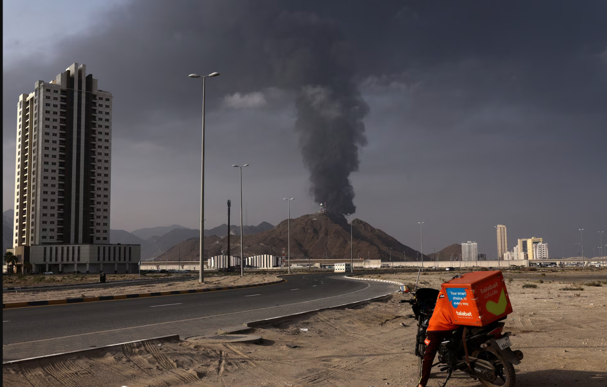 New Iran strikes across Gulf as US attacks escalate, widening regional conflict