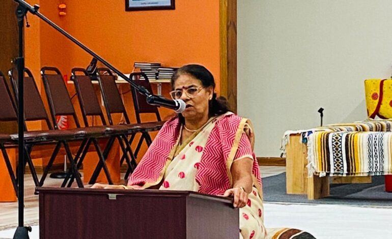 Dr. Suniti Acharya emphasizes vedic values and character building at Arya Samaj Chicago