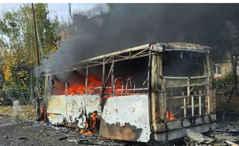 Russian bomb strike kills 33 in Kramatorsk, Ukraine